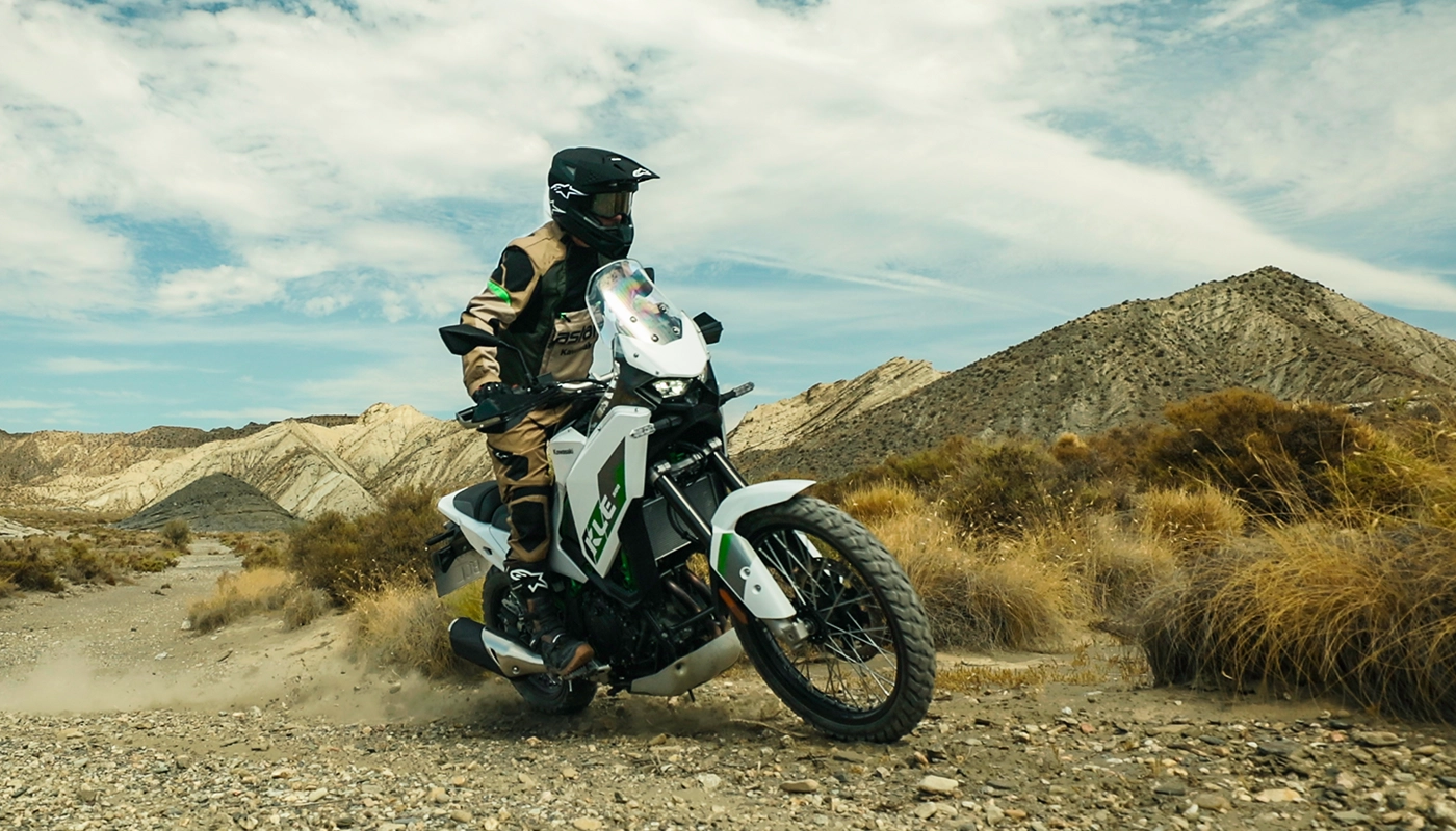 Kawasaki KLE 500. Life is a rally. Ride it.